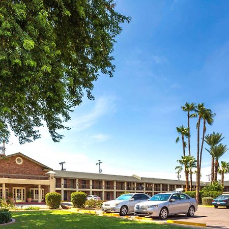 Howard Johnson By Wyndham Scottsdale Old Town Eksteriør bilde