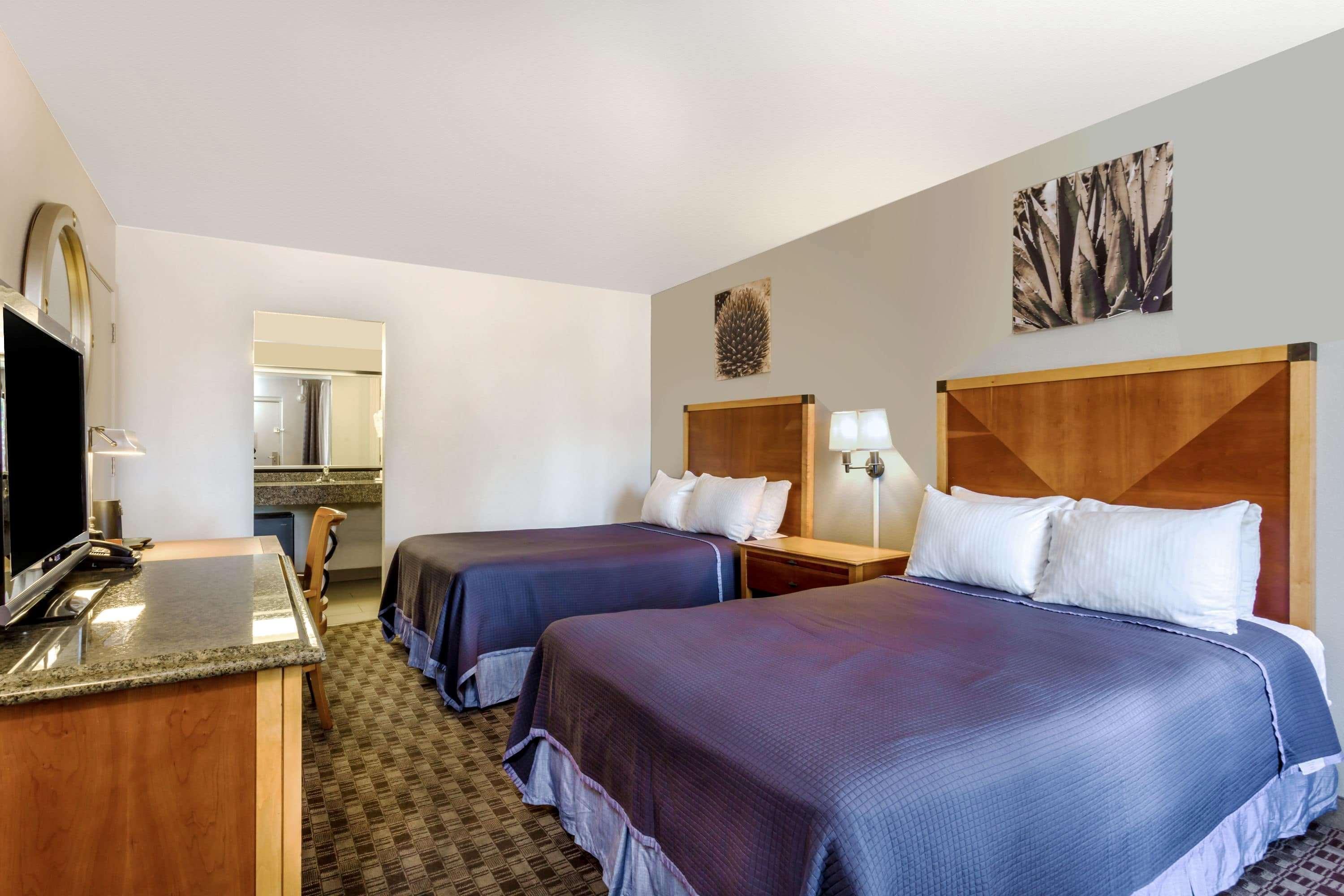 Howard Johnson By Wyndham Scottsdale Old Town Eksteriør bilde