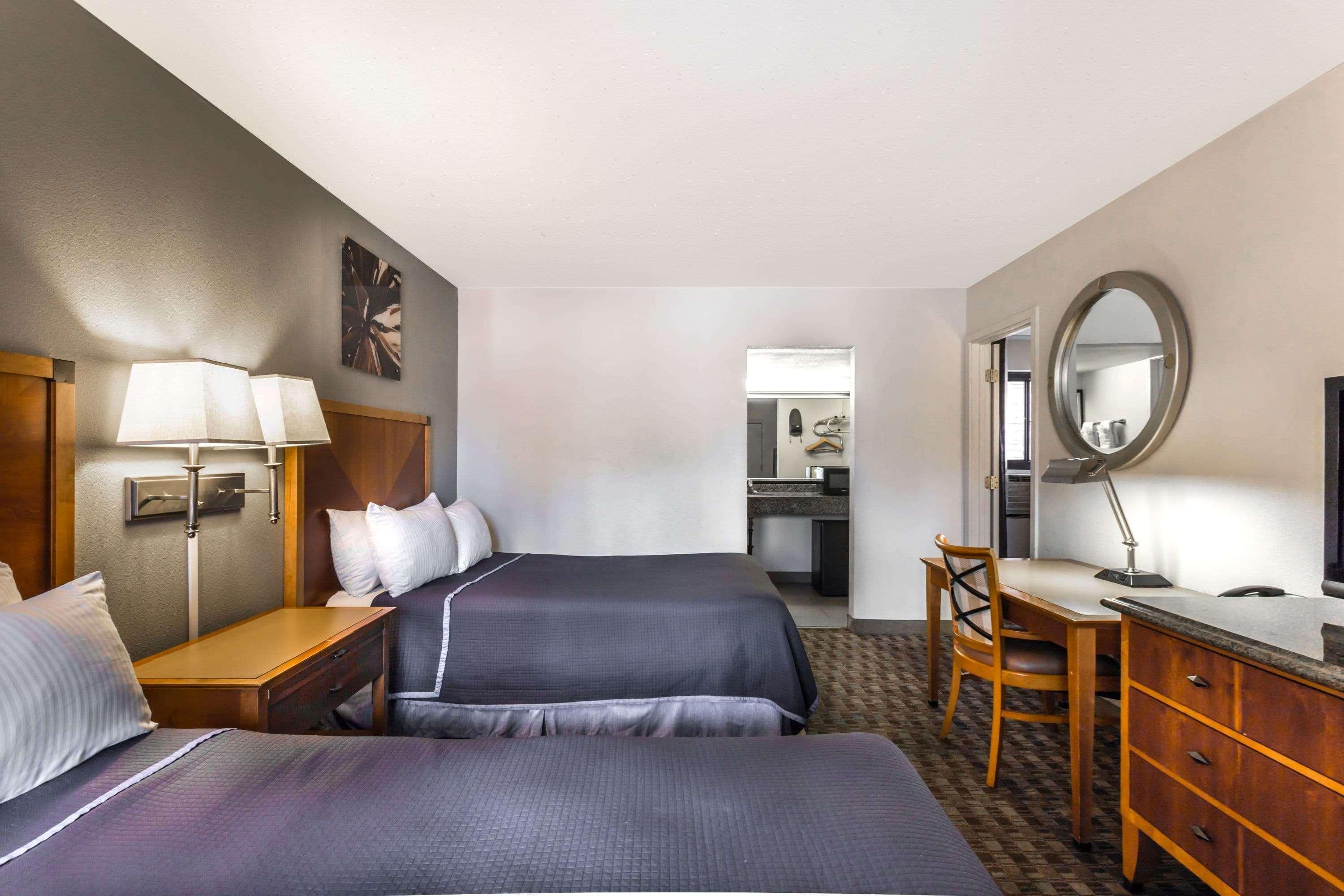 Howard Johnson By Wyndham Scottsdale Old Town Eksteriør bilde