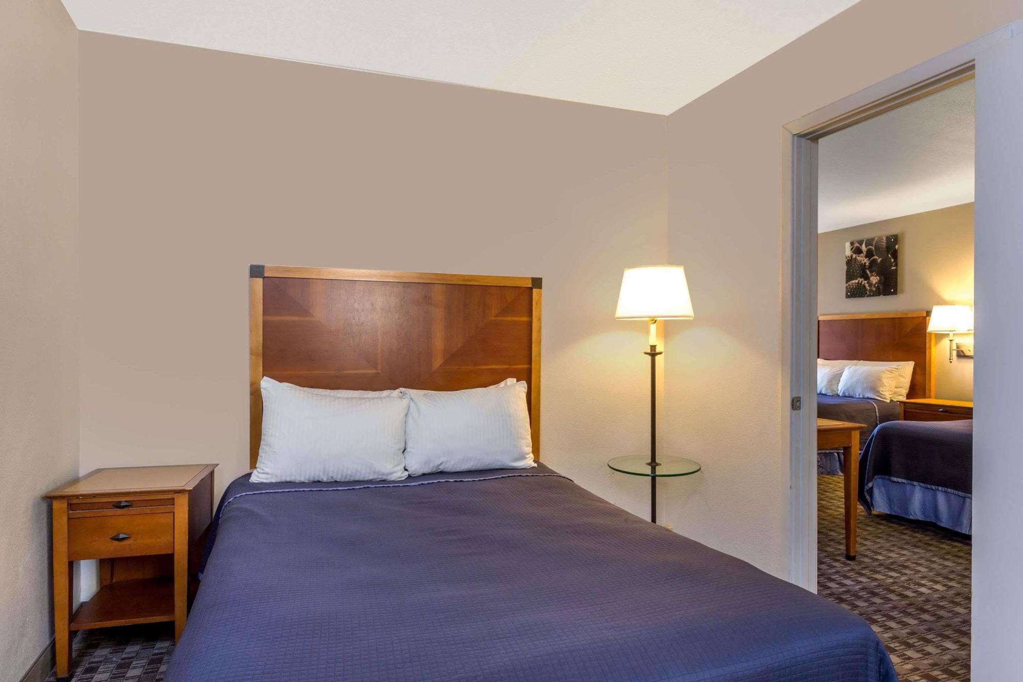 Howard Johnson By Wyndham Scottsdale Old Town Eksteriør bilde